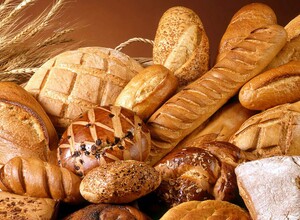 Nem kell kidobni az öreg kenyeret: Spóroljon ezekkel a jó kis tippekkel, receptekkel