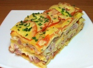 Recept Paradicsomos-sonkás-sajtos lasagne