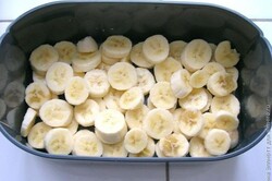 Recept elkészítése Banános-grízes finomság gyerekeknek, lépés 2