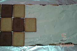 Recept elkészítése Háztartási kekszből készült töltött sütemény, lépés 3