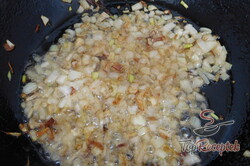 Recept elkészítése Burgonyás gombóc füstölt hússal töltve, káposztaágyon, lépés 10