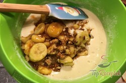 Recept elkészítése Ellenállhatatlan banánkenyér karamellás banánnal, lépés 8