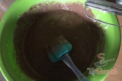 Recept elkészítése Pompás almás szelet csokiöntettel, lépés 3