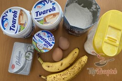 Recept elkészítése Banános sajttorta erdei gyümölcsös öntettel, lépés 3