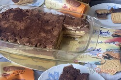 Recept elkészítése Karamellás-csokis szelet keksszel, sütés nélkül, lépés 9
