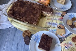 Recept elkészítése Karamellás-csokis szelet keksszel, sütés nélkül, lépés 10