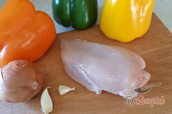 Recept elkészítése Rizses csirkemell kicsit másképp – minden egy serpenyőben, lépés 1