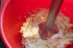 Recept elkészítése Vaníliakrémes torta, sütés nélkül, lépés 6
