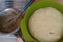 Recept elkészítése Croissant diós töltelékkel - Fotókkal, lépés 8