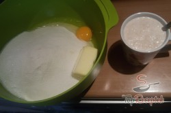 Recept elkészítése Aranygaluska fahéjjal és dióval, lépés 2