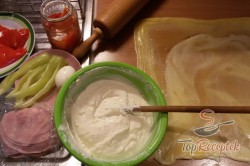 Recept elkészítése Töltött sajttekercs, lépés 7