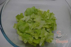 Recept elkészítése Réteges-csirkés „Kína” saláta, lépés 3