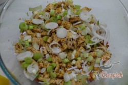Recept elkészítése Réteges-csirkés „Kína” saláta, lépés 4