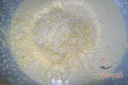 Recept elkészítése Tepsis sajtos burgonyapüré – kiváló köret húsokhoz, lépés 3