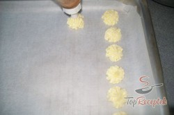 Recept elkészítése Tepsis sajtos burgonyapüré – kiváló köret húsokhoz, lépés 6