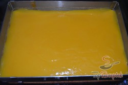 Recept elkészítése Frissítő narancsos kocka tejszínhabbal, lépés 6