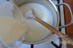 Recept elkészítése Frissítő narancsos kocka tejszínhabbal, lépés 7