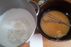 Recept elkészítése Fantasztikus ízes-krémes kocka, lépés 3