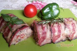 Recept elkészítése Szalonnába gyöngyölt réteges darált hús, lépés 16