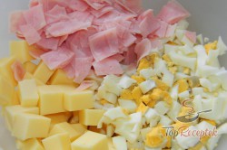 Recept elkészítése Sonkás-sajtos sült karfiol, lépés 1