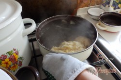 Recept elkészítése Az egyik legjobb képviselőfánk vaníliás és karamellás krémmel, lépés 5