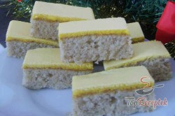 Recept elkészítése Sárga tetejű diós sütemény, lépés 2