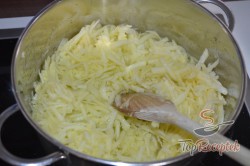Recept elkészítése Almás szelet tojáshabbal, lépés 4