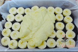 Recept elkészítése Pompás, banános-kakaós szelet, lépés 6