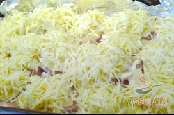 Recept elkészítése Ananásszal és sajttal sült csirkemell, lépés 4