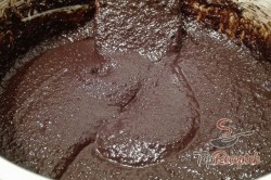 Recept elkészítése Lágy, csokoládés fekete herceg sütemény, lépés 1