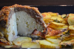 Recept elkészítése Karfioltorta darált húsba csomagolva, szalonnával és sajttal, lépés 11