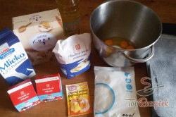 Recept elkészítése Kókuszos szelet tejszínnel nyakon öntve, lépés 1