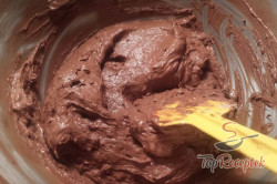 Recept elkészítése Csokoládés torta liszt és cukor nélkül, lépés 2