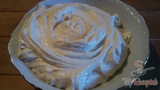 Recept Fantasztikus vaníliás-tejfölös-vajas tortakrém