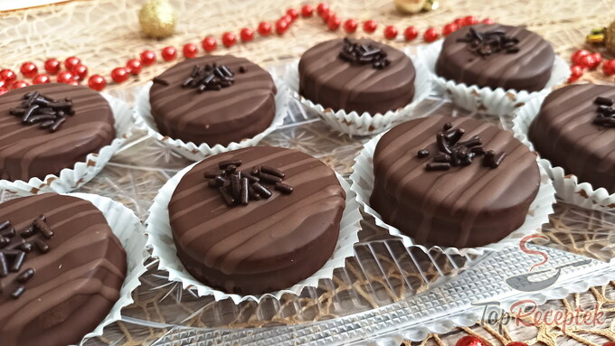 Recept Lusta édesség – karácsonyi csokis-pudingos sütés nélkül