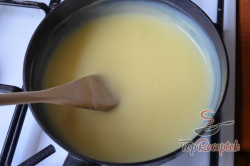 Recept elkészítése Banános-tejszínes torta sütés nélkül, lépés 3