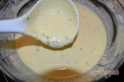 Recept elkészítése Cukkinipalacsinta – lágy, ízletes, ellenállhatatlan, lépés 4