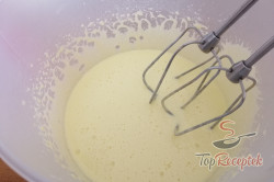 Recept elkészítése Krémes ostyalap-torta sütés nélkül, lépés 1