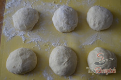 Recept elkészítése Sajtos croissant, lépés 7