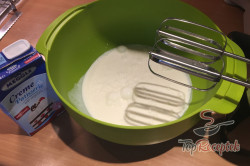 Recept elkészítése Hamis krémes leveles tésztából, lépés 7