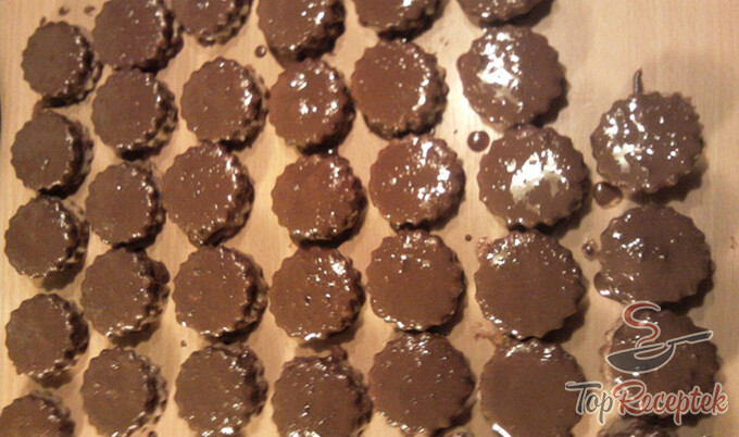 Recept Mini diós tortácskák csokoládéval