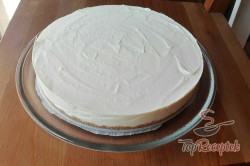 Recept elkészítése Fehér csokoládés sajttorta epres öntettel, lépés 1