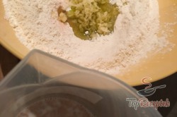Recept elkészítése Magvas-fokhagymás pogácsa, lépés 1