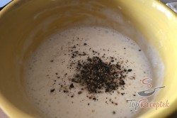 Recept elkészítése Szalonnás-tejfölös tészta pár perc alatt, lépés 4