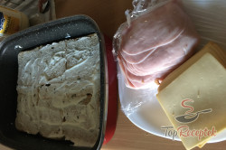 Recept elkészítése Tepsis réteges szendvicskenyér, lépés 3
