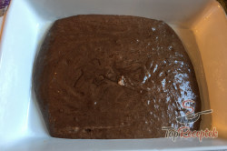 Recept elkészítése Kakaós-túrós szelet csokiöntettel, lépés 7