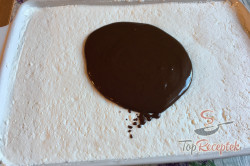 Recept elkészítése Kakaós-túrós szelet csokiöntettel, lépés 17