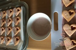 Recept elkészítése Pudingporos linzer rózsaszín csokoládéba mártva, lépés 8
