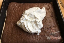 Recept elkészítése Lágy tejszínhabos szelet csokival, lépés 8