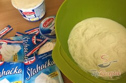 Recept elkészítése Lágy tejszínhabos szelet csokival, lépés 5